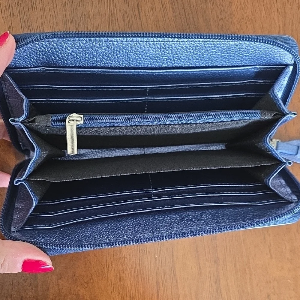 NWT Two Pretty Periwinkle Blue Leather Zip Around Wallet Handcrafted NWT
